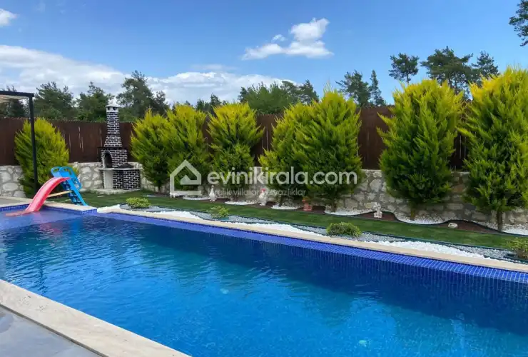 evini-kirala-villa-oscar-deluxe-bahce-10_1707x1280_583.jpg