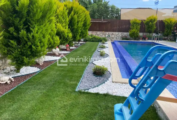 evini-kirala-villa-oscar-deluxe-bahce-15_1707x1280_962.jpg