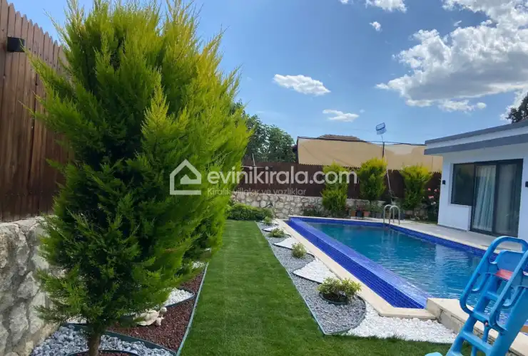 evini-kirala-villa-oscar-deluxe-bahce-16_1707x1280_973.jpg