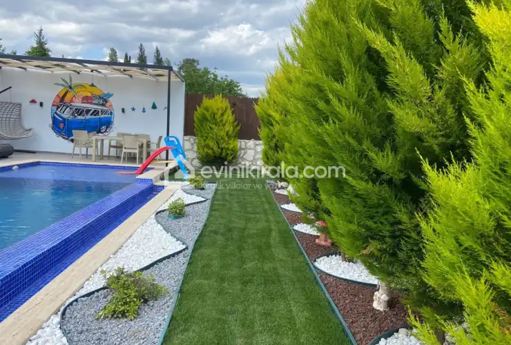 evini-kirala-villa-oscar-deluxe-bahce-17_1707x1280_219.jpg