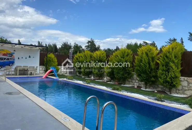 evini-kirala-villa-oscar-deluxe-bahce-3_1707x1280_54.jpg