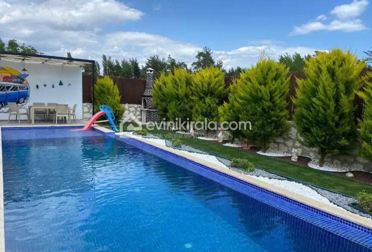 evini-kirala-villa-oscar-deluxe-bahce-6_1707x1280_583.jpg