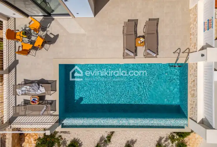 evini-kirala-villa-poeta-kas-59_648.jpg
