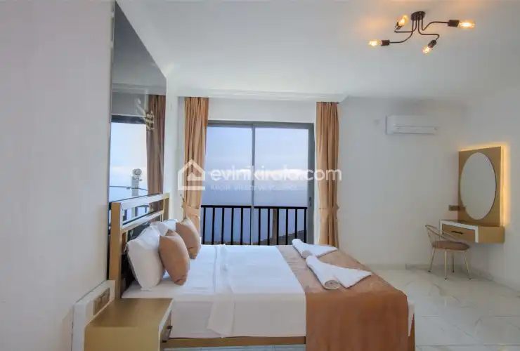 evini-kirala-villa-poolsuit-1-muhafazakar-jakuzili-6_221.jpg