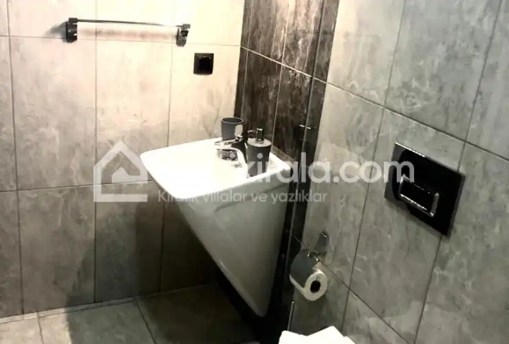 evini-kirala-villa-poolsuit-2-muhafazakar-jakuzili-1_284.jpg