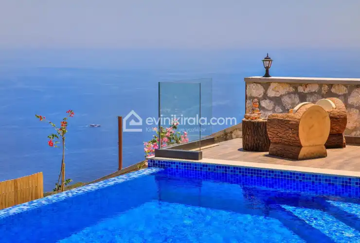 evini-kirala-villa-romatik--11_1920x1279_231.jpeg