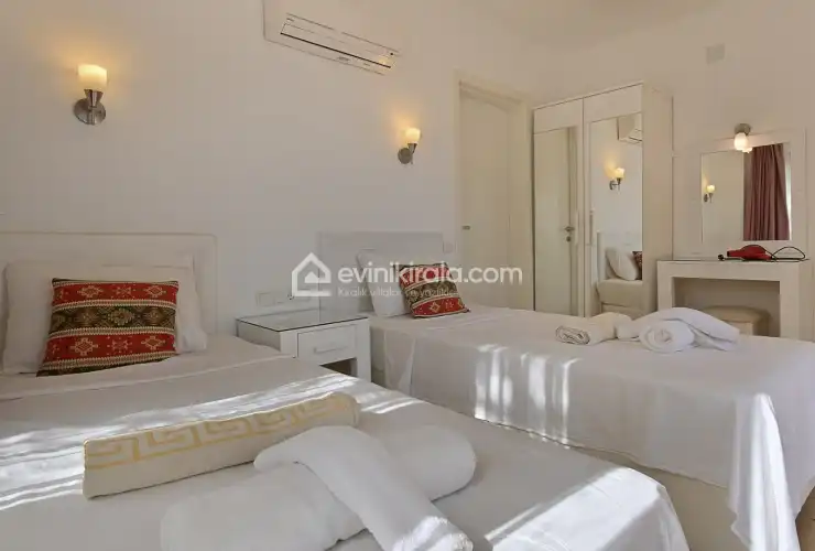 evini-kirala-villa-selene-ibrahimsalvarli-55_1920x1148_303.jpg