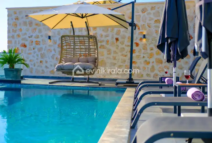 evini-kirala-villa-soi-kalkan-23_750.jpg