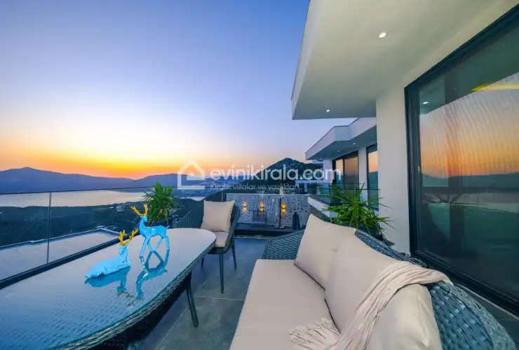 evini-kirala-villa-soi-kalkan-44_758.jpg