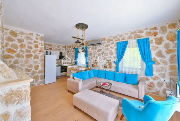evini-kirala-villa-stone-house-1-4_1919x1280_498.jpg