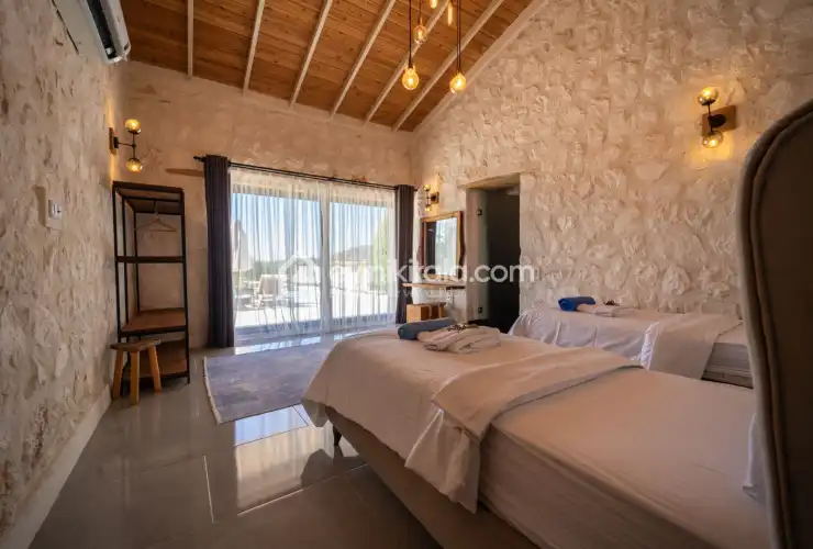 evini-kirala-villa-su-kalkansuites-31_725.jpg