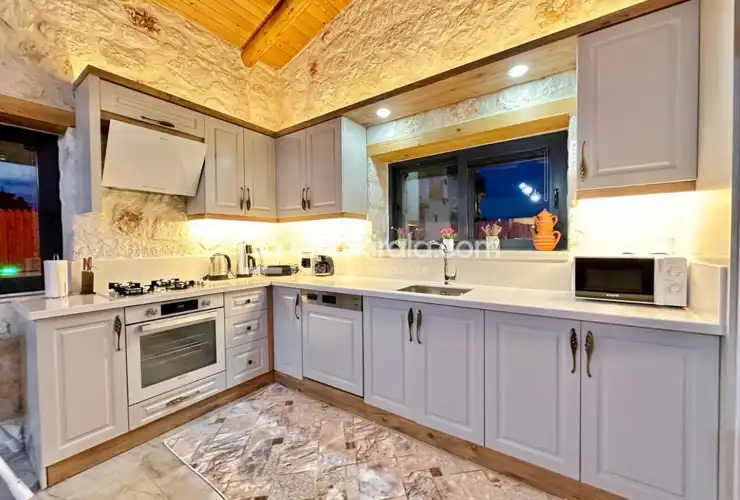 evini-kirala-villa-tomrul-39_1707x1280_538.jpeg