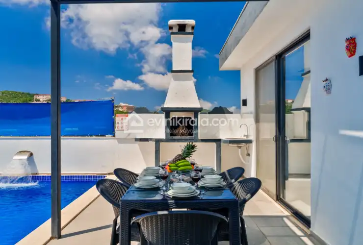 evini-kirala-villa-ugur-akbel-2025-1_867.jpg