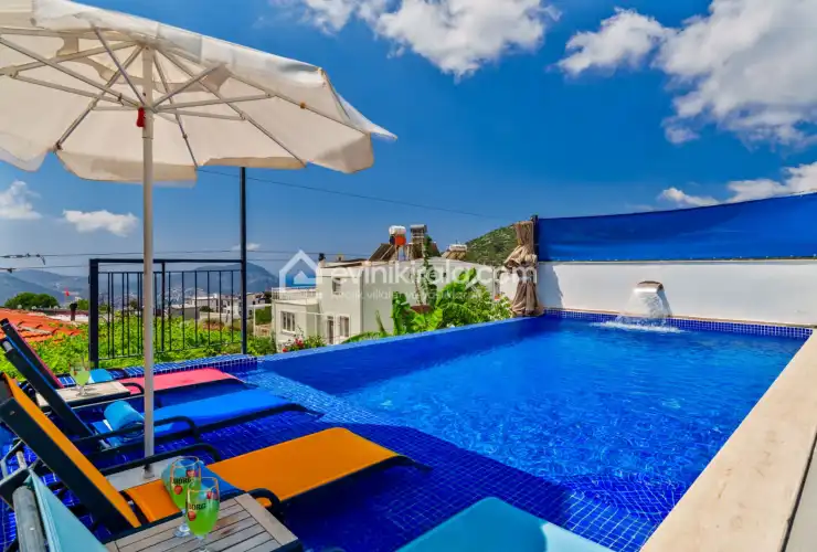 evini-kirala-villa-ugur-akbel-2025-46_555.jpg