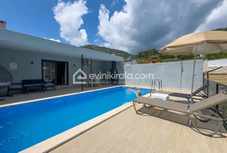 evini-kirala-villa-vistabella-kizilbel-12_882.jpg