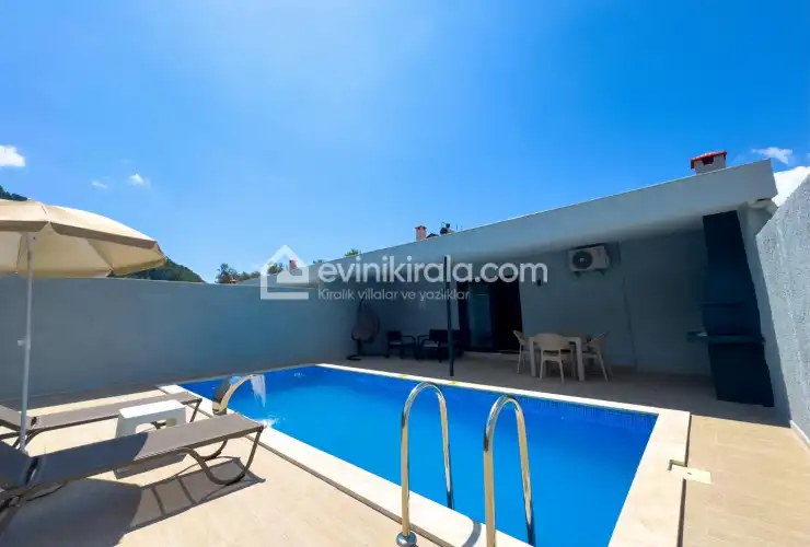 evini-kirala-villa-vistabella-kizilbel-5_965.jpg