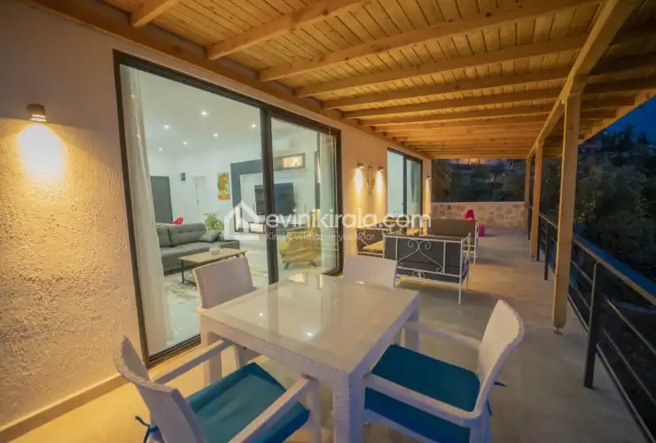 suit-mavi-kiyi-kalkan-15_194.jpg