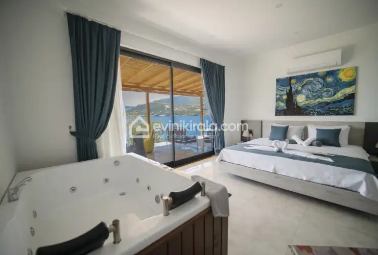suit-mavi-kiyi-kalkan-40_595.jpg