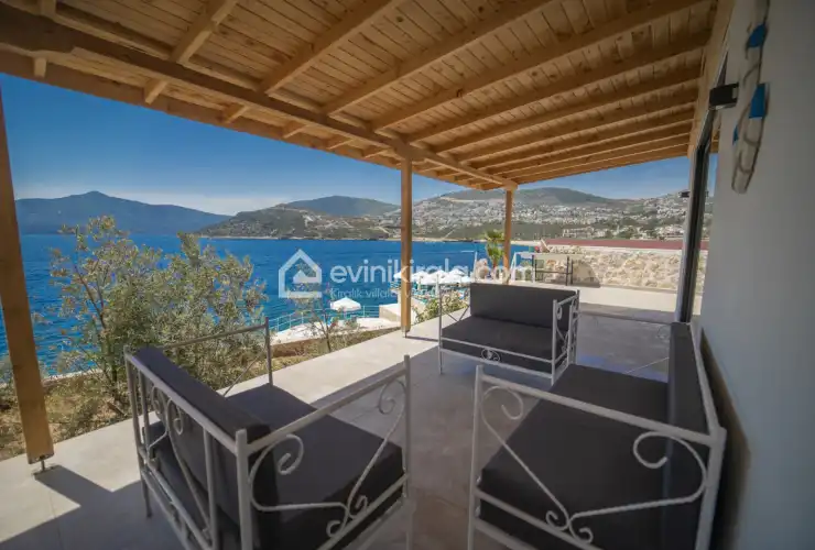 suit-mavi-kiyi-kalkan-47_547.jpg