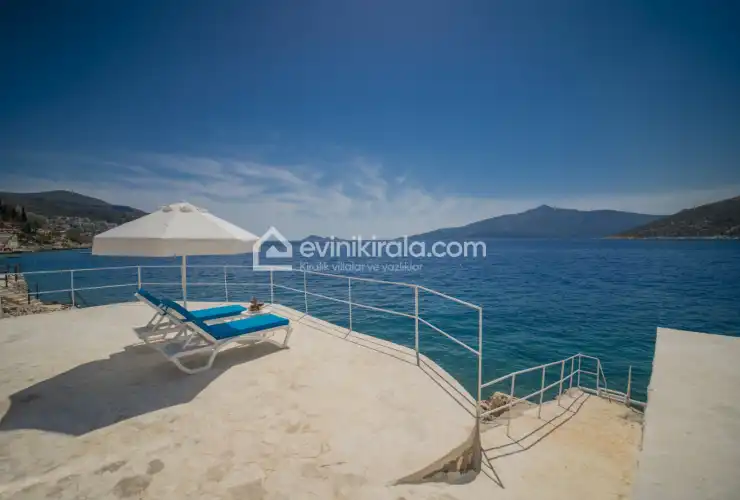 suit-mavi-kiyi-kalkan-49_674.jpg