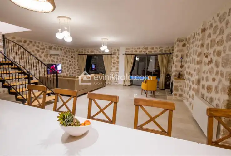 villa-afro-5-3599.jpg