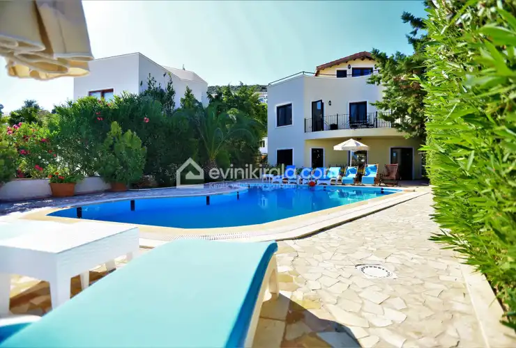 villa-baku-kalkan-evini-kirala-27_713.jpg