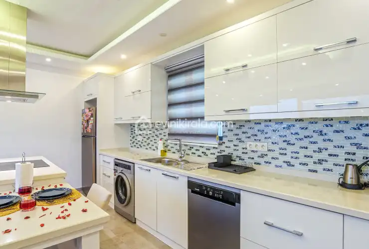 villa-burcu-uzumlu-evini-kirala-18_640.jpg