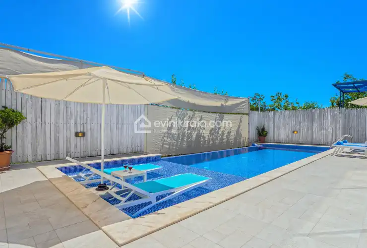villa-burcu-uzumlu-evini-kirala-37_485.jpg