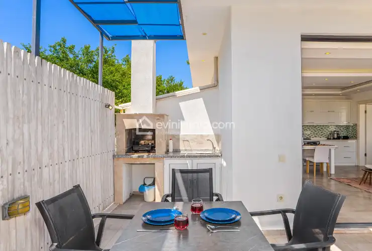 villa-burcu-uzumlu-evini-kirala-43_734.jpg