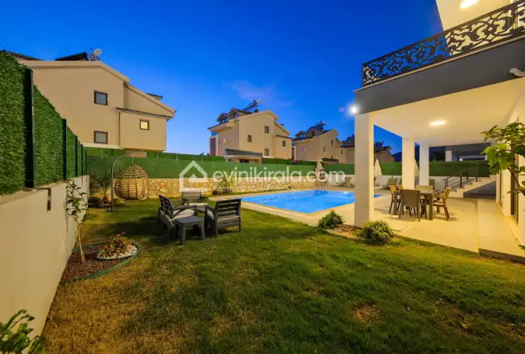 villa-daisy-1-90-2088.jpg