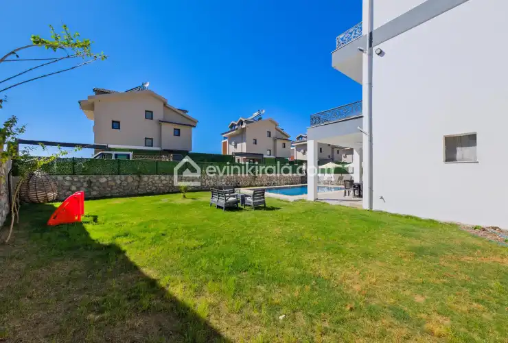villa-daisy-3-5-5863.jpg