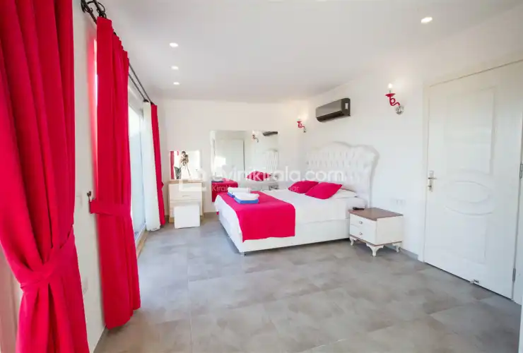 villa-eftalya-uzumlu-evini-kirala-11_367.jpeg