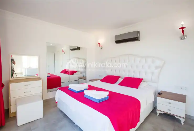 villa-eftalya-uzumlu-evini-kirala-12_664.jpeg