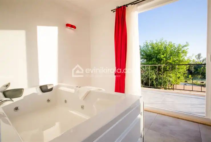 villa-eftalya-uzumlu-evini-kirala-14_445.jpeg
