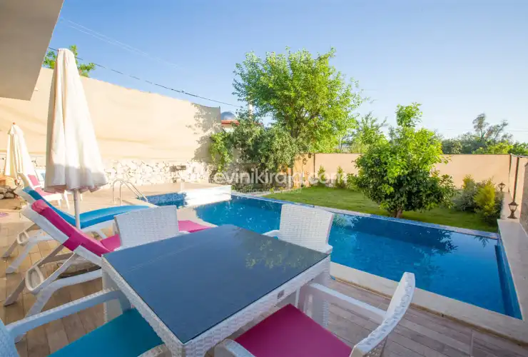 villa-eftalya-uzumlu-evini-kirala-6_763.jpeg