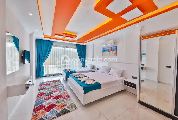 villa-ela-1-25-3849.jpg