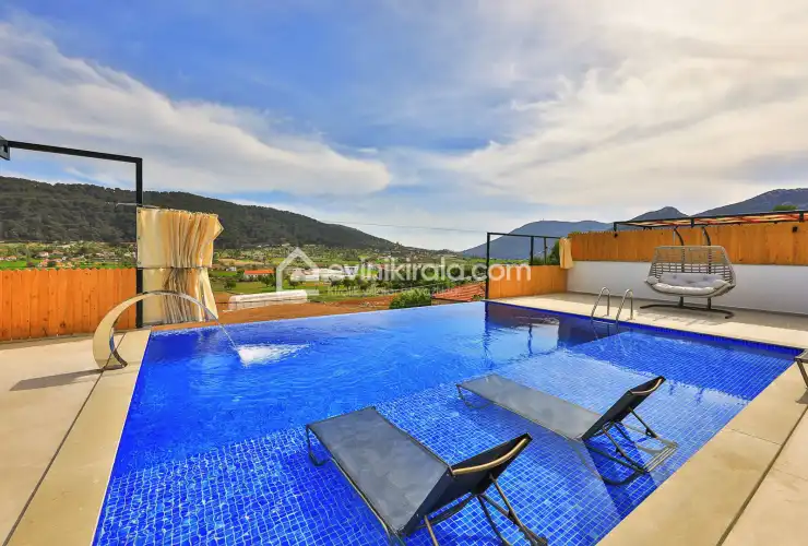 villa-ela-1-5-1299.jpg