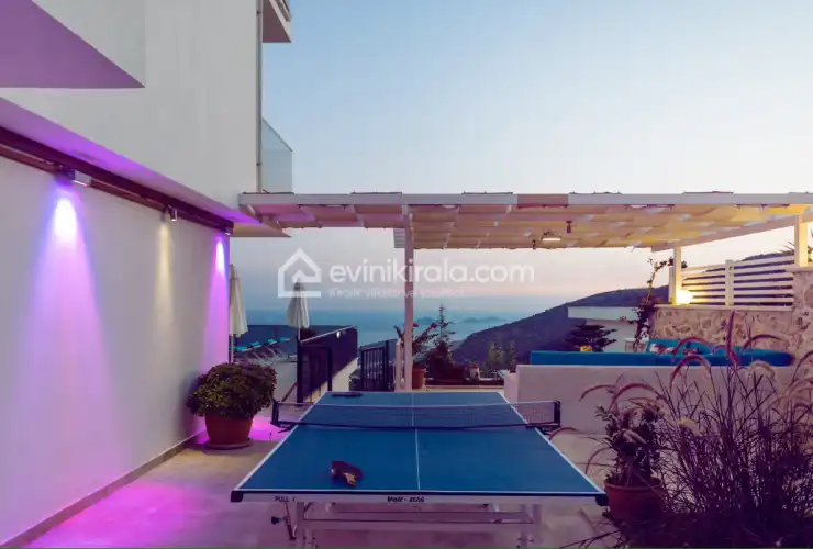 villa-ela-kalkan-evini-kirala-2_992.JPG