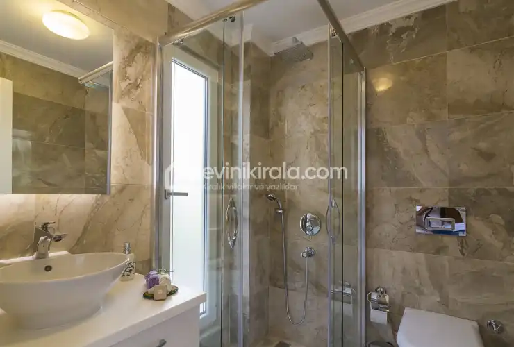 villa-hecky-kalkan-evini-kirala-4_916.jpg