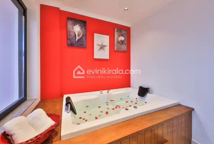 villa-lavantin-exclusive-uzumlu-evinikirala-16_283.jpg