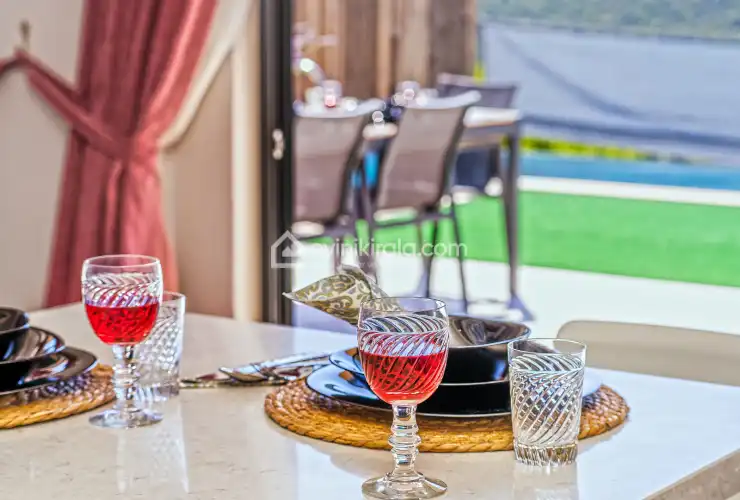 villa-lavanz-saribelen-yeni-evini-kirala18_452.jpg