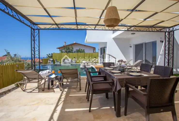 villa-marine-luxury-13-3110.jpg