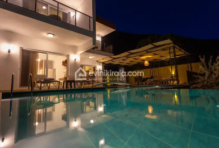 villa-marine-luxury-4-7069.jpg