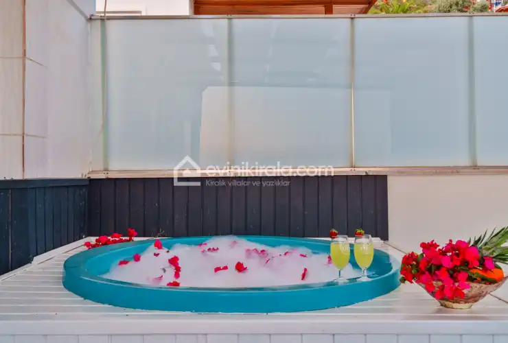 villa-melissa-kiziltas-evini-kirala-49_897.jpg