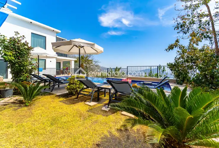 villa-mia-kalkan-evini-kirala-17_320.jpg