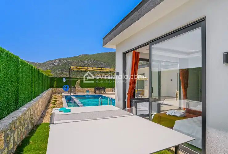 villa-ortac-42_555.jpg