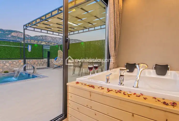villa-ortac-6-19_363.jpg