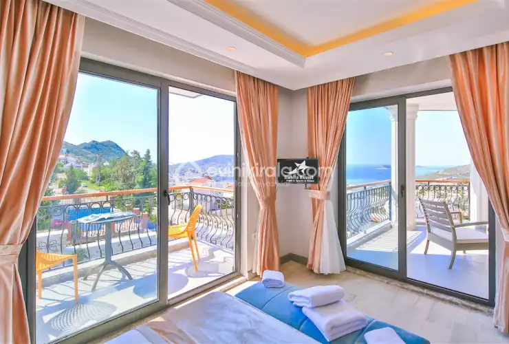 villa-samira-1-kalkan-evini-kirala-32_401.jpg