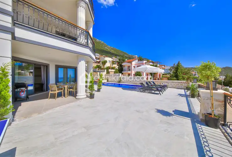 villa-samira-1-kalkan-evini-kirala-7_55.jpg