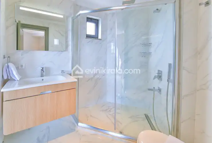 villa-samira-3-kalkan-evini-kirala-13_922.jpg